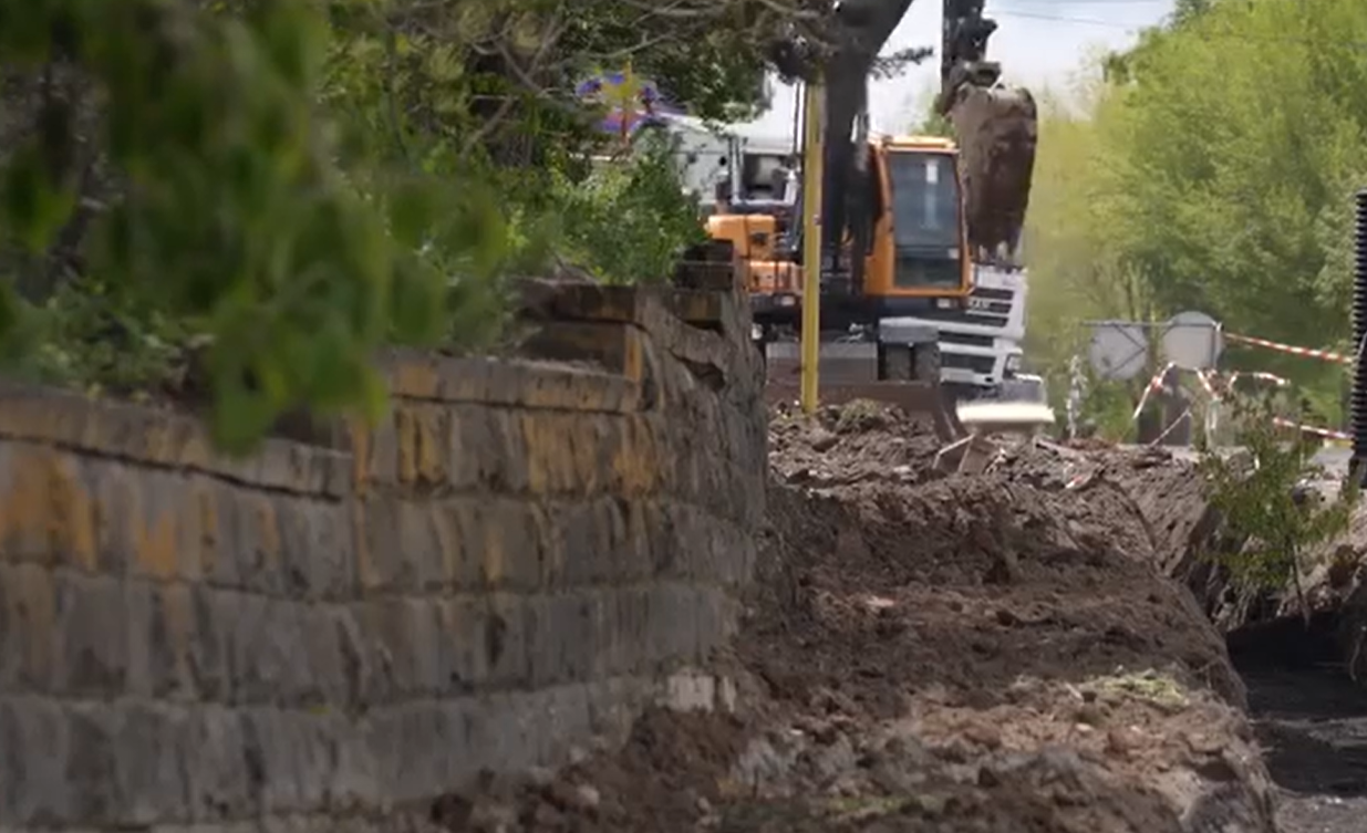 Հիմնանորոգվում է Հրազդան քաղաքով անցնող ավտոճանապարհի մի հատվածը
