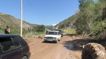 Վարդենյաց լեռնանցքի՝ Սալլի բնակավայրի հատվածում ճանապարհի երթեւեկությունը միակողմանի բացվել է