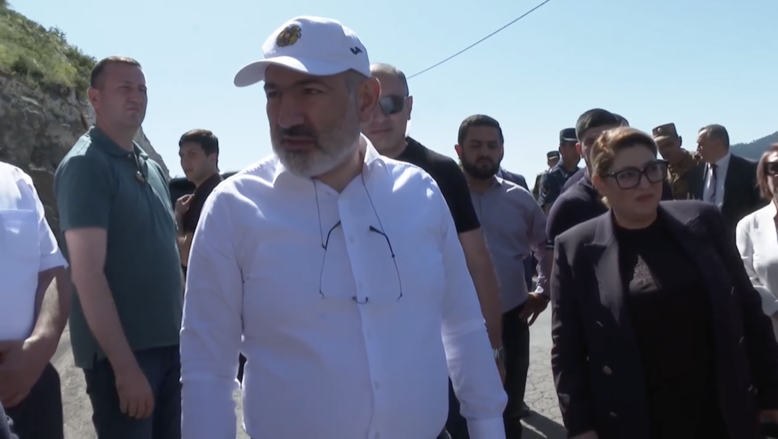 ՀՀ վարչապետը հետևել է  Տաթև-Աղվանի միջպետական նշանակության 19,5 կմ ավտոճանապարհի հիմնանորոգման աշխատանքների ընթացքին
