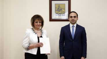 «Գիտական հենքով արված աշխատանքից մենք երբևէ հետ չենք կանգնելու». Երևանի քաղաքապետի շնորհակալագրեր՝ կանաչապատման ոլորտի գիտնականներին