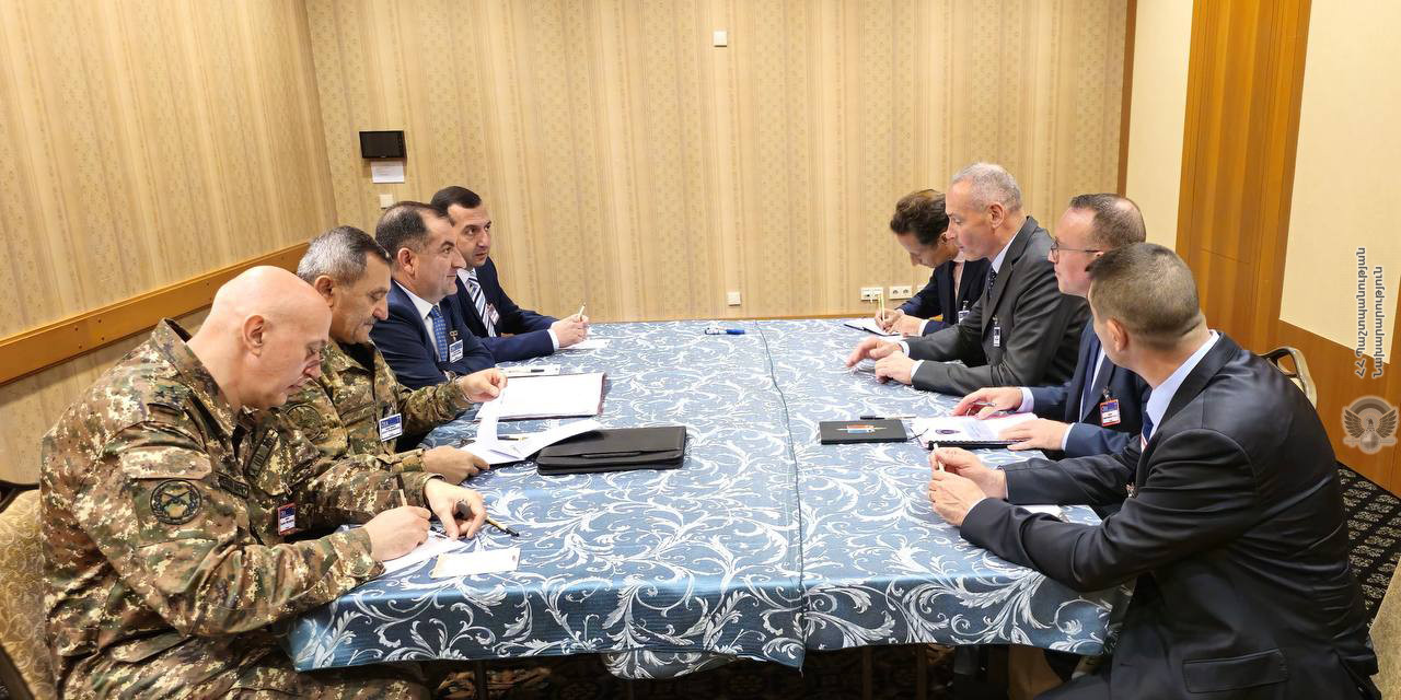 Էդվարդ Ասրյանը հանդիպում է ունեցել Ֆրանսիայի ցամաքային զորքերի հրամանատարի հետ
