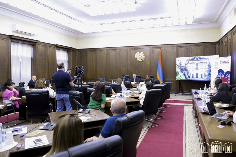 Ազգային ժողովում մեկնարկել է «Բարեվարքության համակարգը հանրային ծառայությունում» թեմայով վերապատրաստման դասընթացը