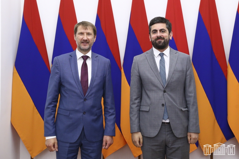 Սարգիս Խանդանյանը հանդիպել է Լատվիայի ԱԳՆ պետքարտուղարի տեղակալի հետ