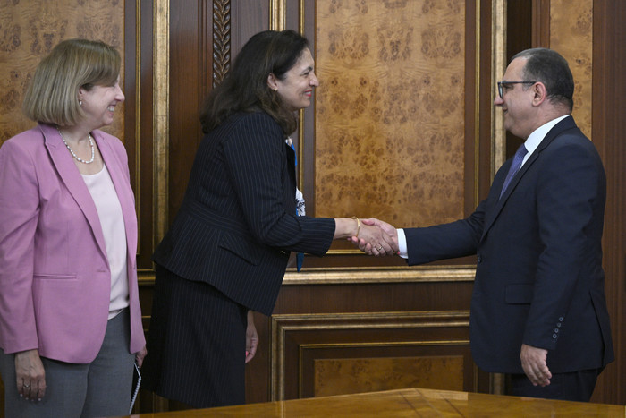 Փոխվարչապետ Տիգրան Խաչատրյանն ընդունել է ԱՄՆ պետքարտուղարի տեղակալ Ուզրա Զեյային