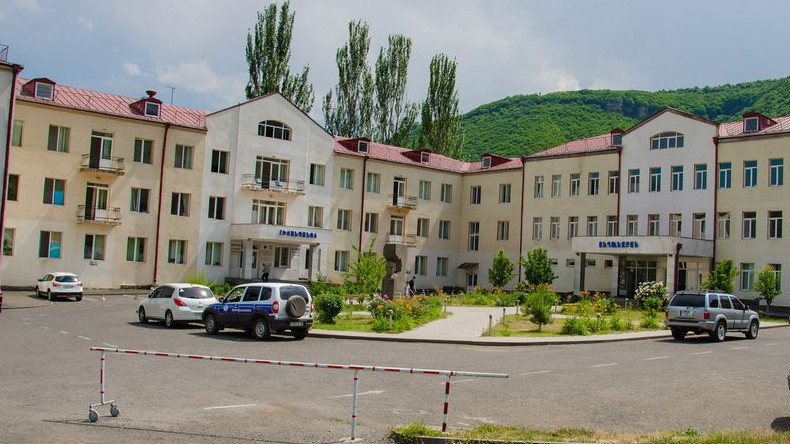 Ողբերգական դեպք՝ Սյունիքի մարզում. ընտանիքի 7 անդամները թունավորվել են, 4-ամյա աղջնակը մահացել է