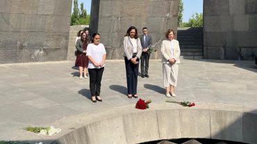 ԱՄՆ պետքարտուղարի տեղակալն այցելել է Հայոց ցեղասպանության հուշահամալիր