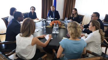 Մեր երկրի համար առաջնային է զբոսաշրջային ենթակառուցվածքների զարգացման գործընթացը․ Պապոյանը՝ ՀԲ հայաստանյան գրասենյակի ղեկավարին