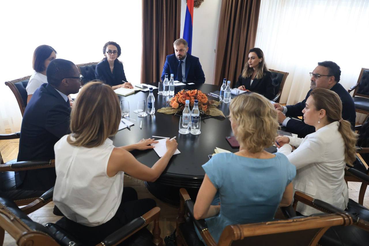 Մեր երկրի համար առաջնային է զբոսաշրջային ենթակառուցվածքների զարգացման գործընթացը․ Պապոյանը՝ ՀԲ հայաստանյան գրասենյակի ղեկավարին
