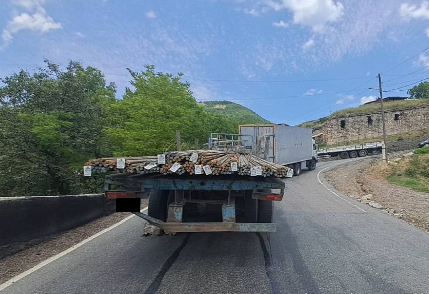 Փրկարարները քարշակել են բեռնատարները
