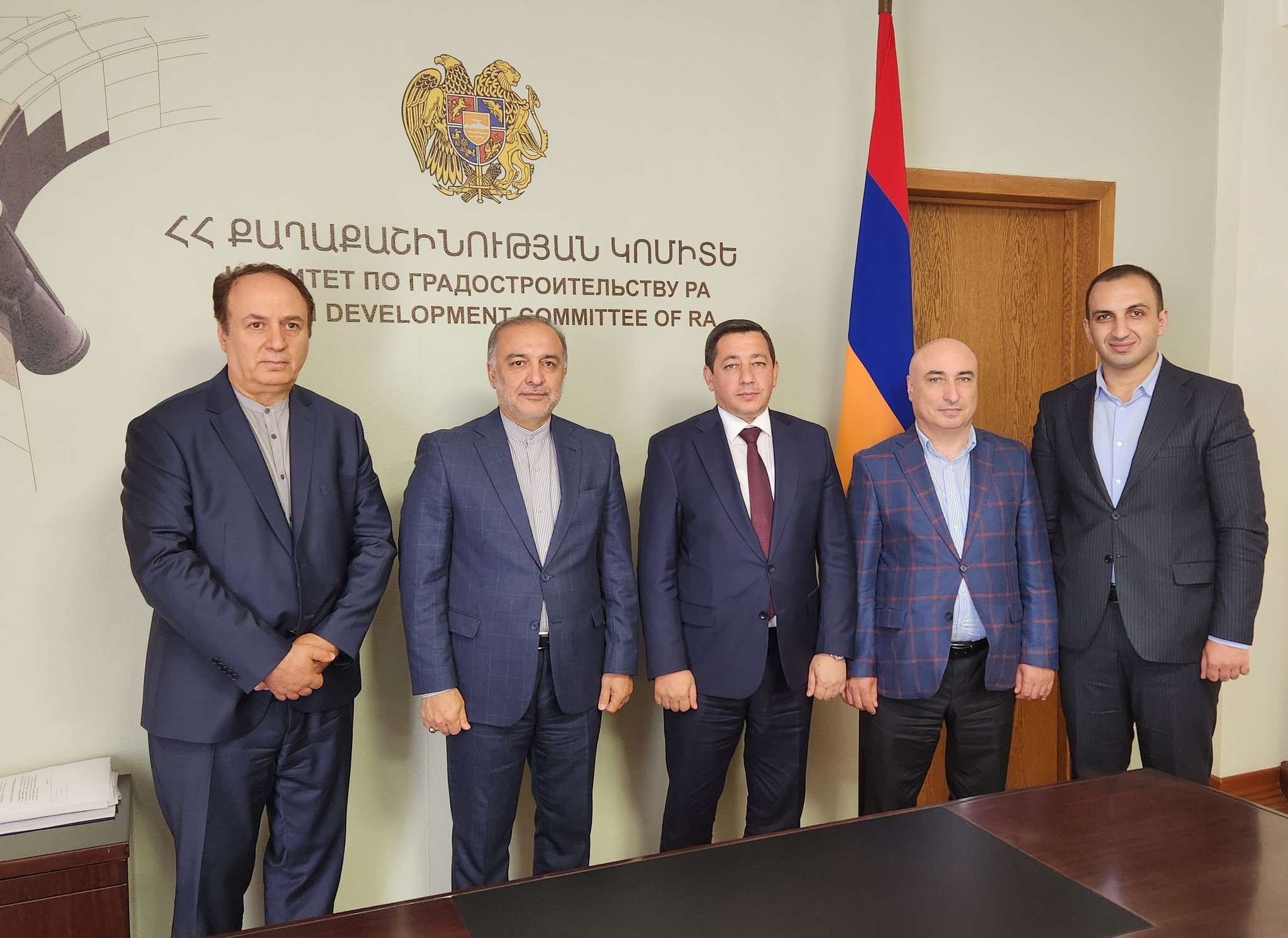 Քաղաքաշինության կոմիտեի նախագահը հյուրընկալել է Իրանի դեսպանին