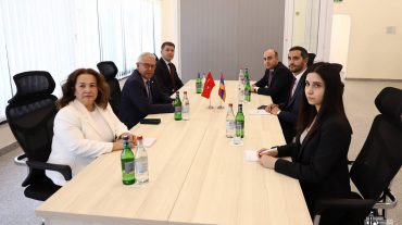 Ռուբինյանն ու Քըլըչն ընդգծել են կարգավորման գործընթացն առանց որևէ նախապայմանի շարունակելու պայմանավորվածությունը
