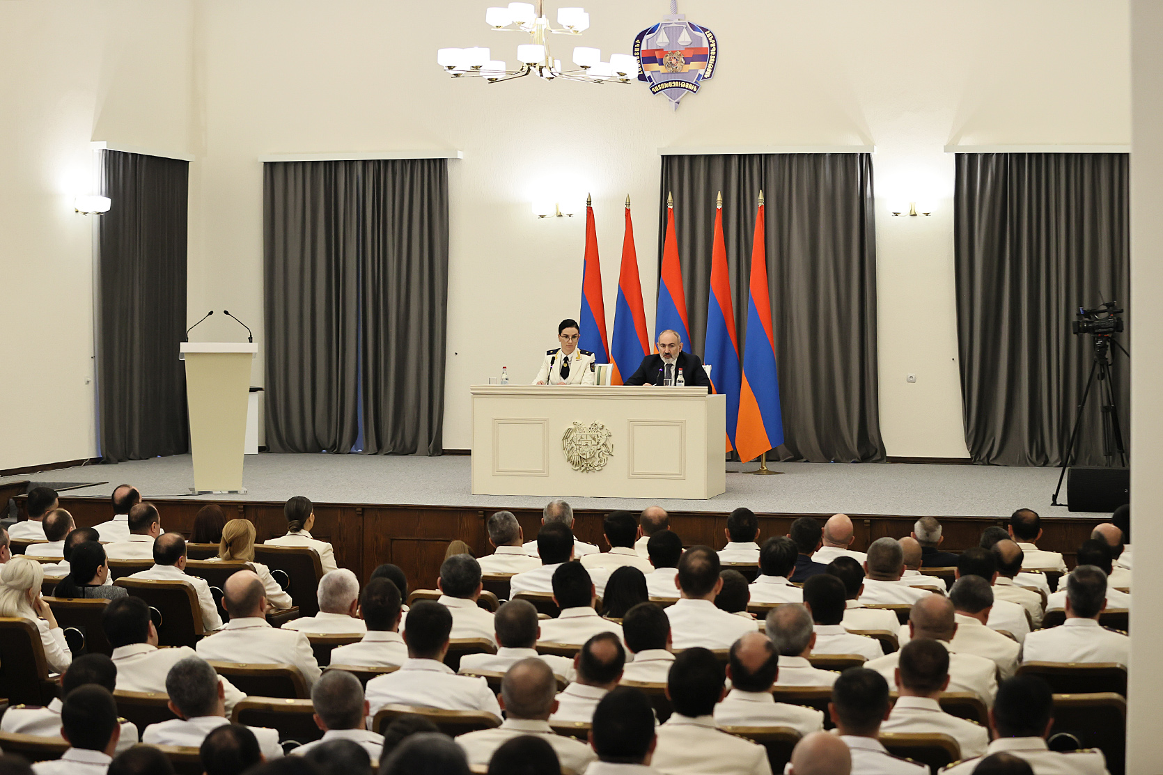 Արդարությունը եղել և շարունակում է մնալ ՀՀ քաղաքացիների թիվ մեկ ակնկալիքը. վարչապետը ներկա է գտնվել Դատախազության աշխատողի օրվան նվիրված հանդիսավոր նիստին
