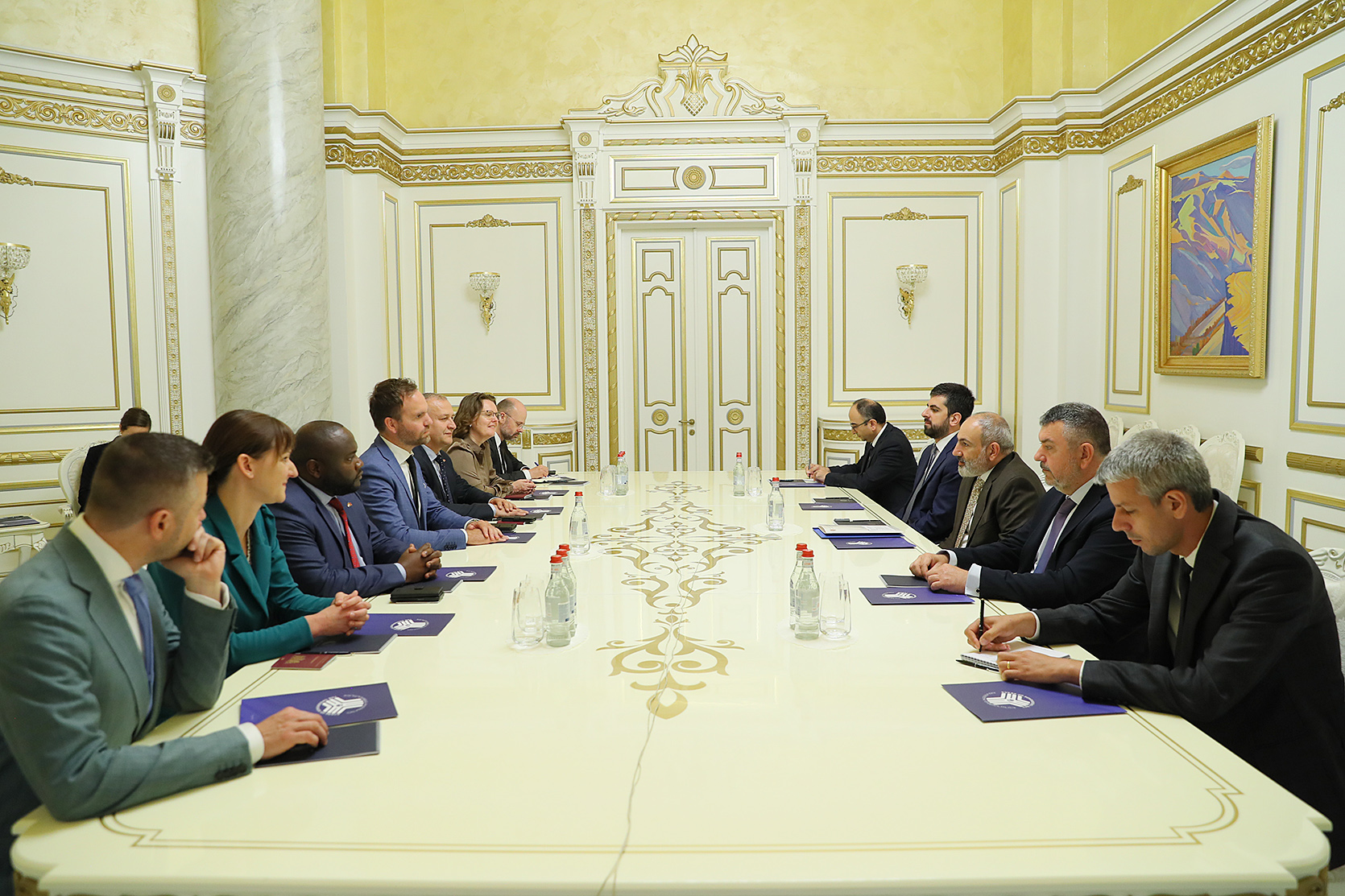 Վարչապետն ընդունել է Նիդերլանդների Ներկայացուցիչների պալատի պատվիրակությանը