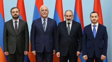 Տեղի է ունեցել Մխիթար Հայրապետյանի և Գևորգ Պապոյանի երդման արարողությունը