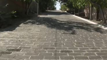 Աշտարակ համայնքի մի շարք բնակավայրերում իրականացվել են փողոցների տուֆ քարով սալապատման աշխատանքներ