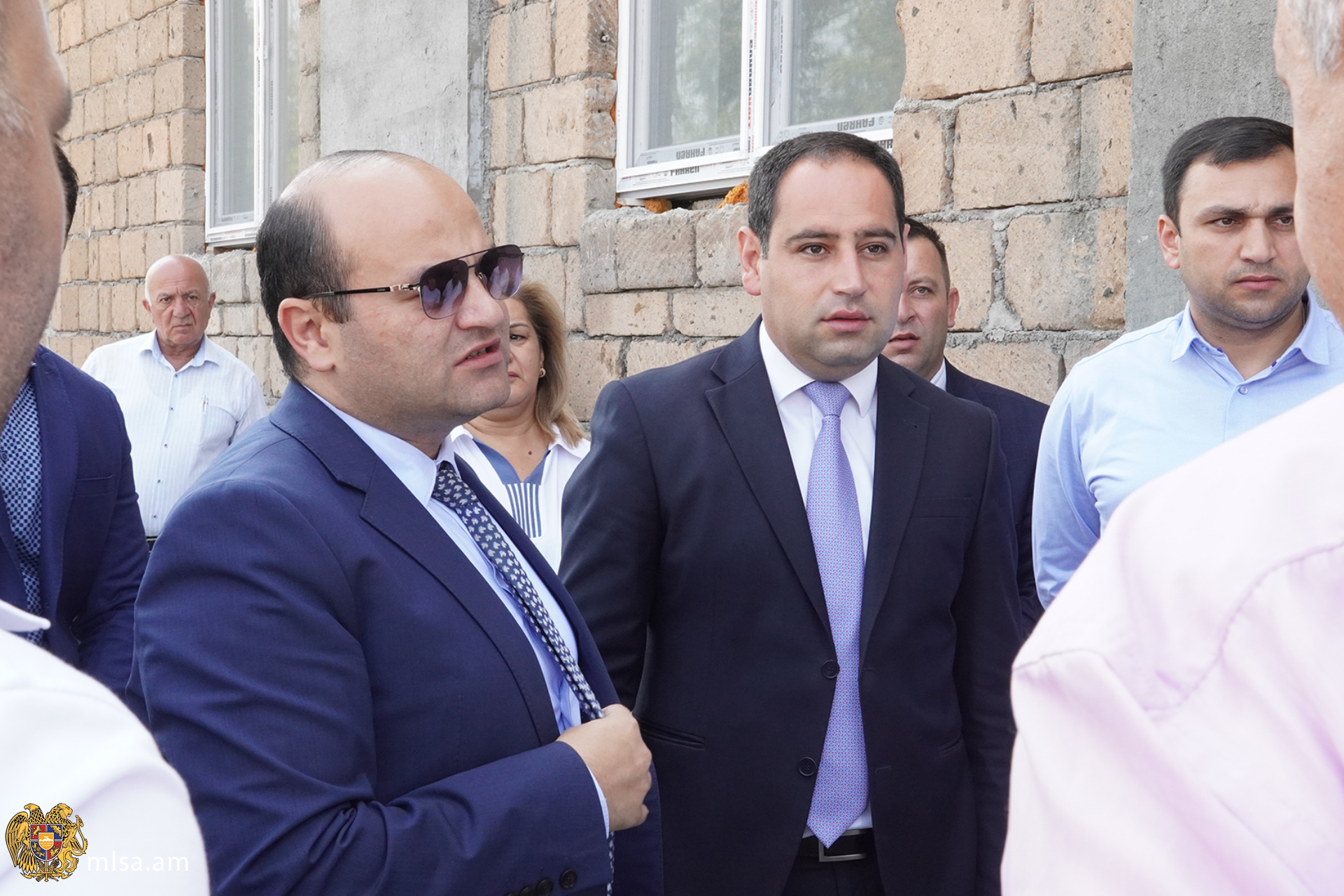 Նախարար Նարեկ Մկրտչյանն այցելել է Արմավիրի մարզի Գեղակերտ և Ակնաշեն համայնքներում գտնվող համայնքային փոքր տներ