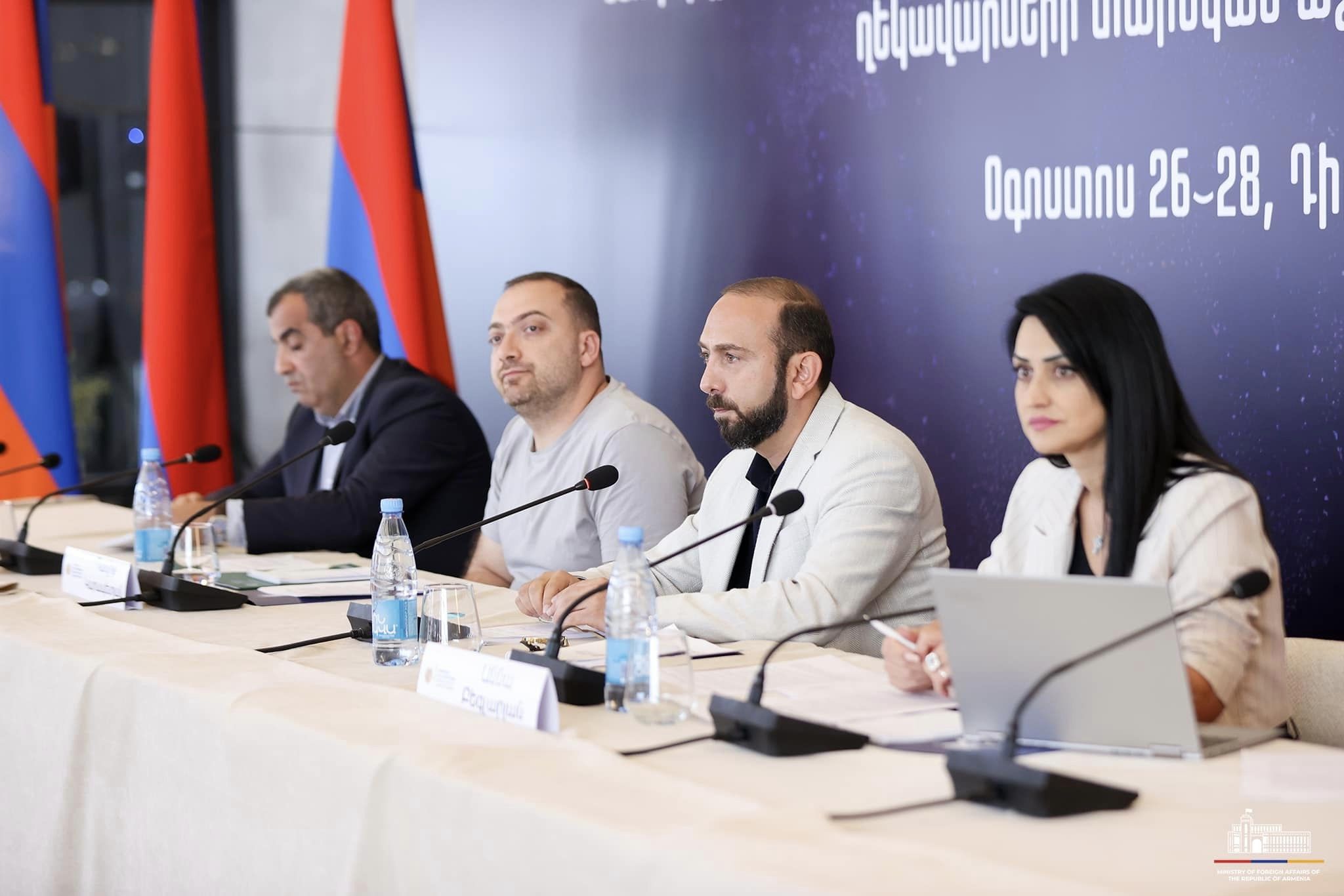 Քննարկվել են արտերկրում ՀՀ դիվանագիտական ներկայացուցչությունների կադրային համալրման, բյուջետային ու վարչատնտեսական հարցեր