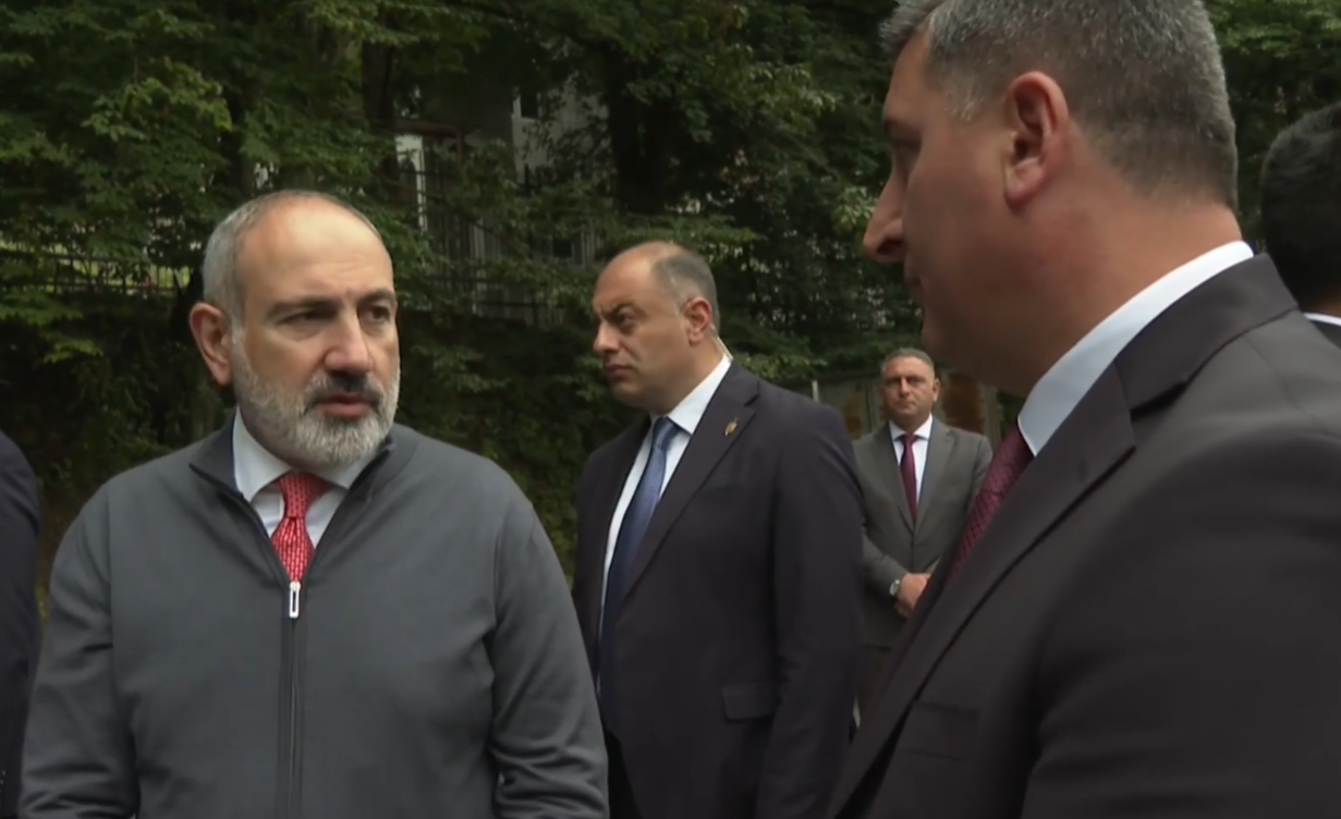 Նիկոլ Փաշինյանը ծանոթացել է «Լեռնային Հայաստան» առողջարան տանող ավտոճանապարհի մի հատվածի հիմնանորոգման աշխատանքներին