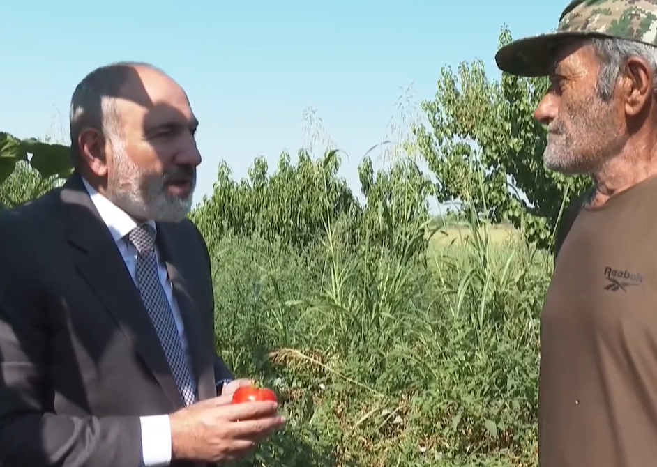 Աշխատող եւ իր աշխատանքից գոհացող մարդը մեծագույն հարգանքի ու խոնարհումի է արժանի. Փաշինյան