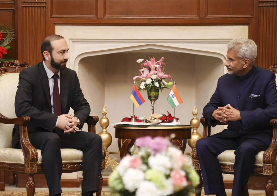 Մեր ներկայիս քաղաքական երկխոսությունը դուրս է ավանդական օրակարգի շրջանակներից․ Միրզոյանը՝ Հնդկաստանի ԱԳՆ-ին