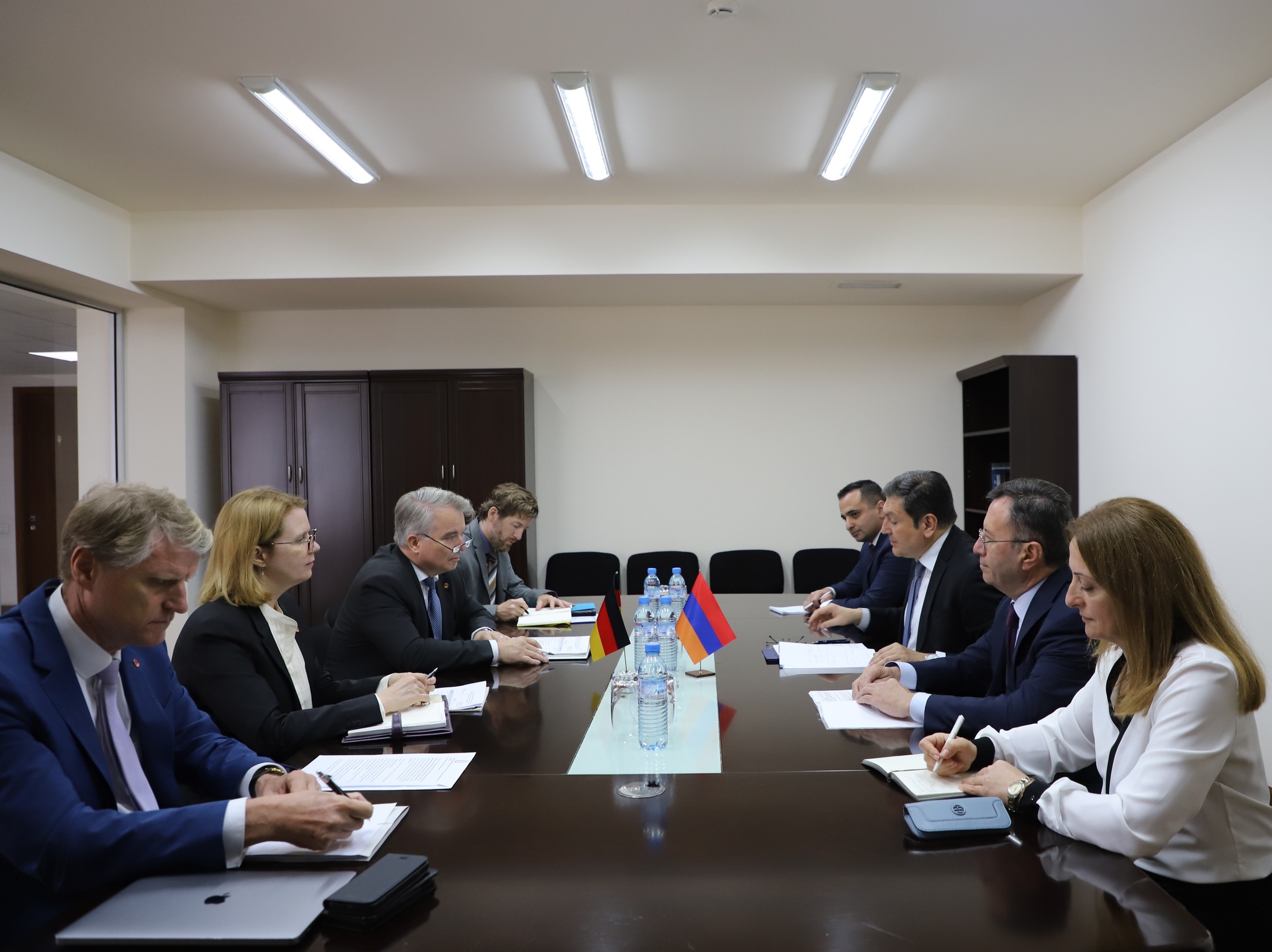 Հայաստանի և Գերմանիայի ԱԳ նախարարությունների միջև տեղի են ունեցել քաղաքական խորհրդակցություններ