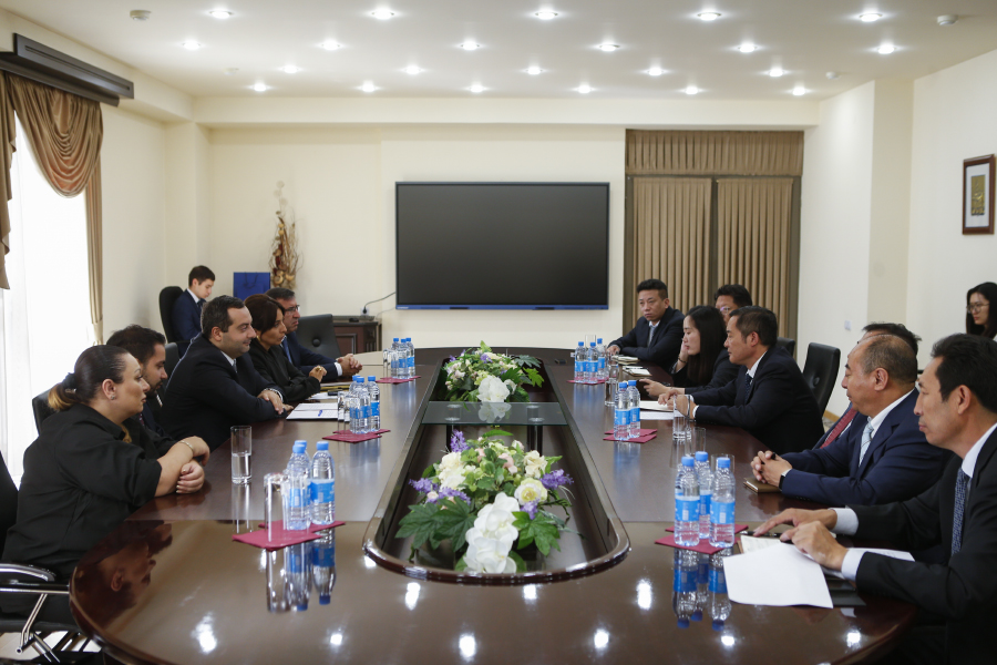 Չինական պատվիրակությունը հյուրընկալվել է Երևանի քաղաքապետարանում