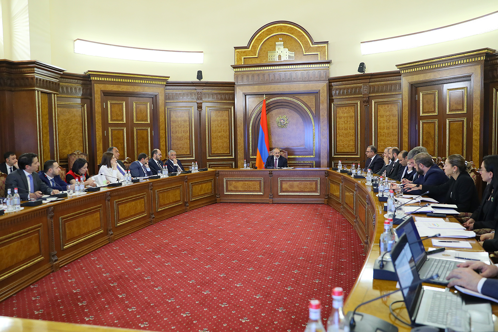 Վարչապետի գլխավորությամբ քննարկվել է 2025 թ. պետբյուջեի նախագիծը