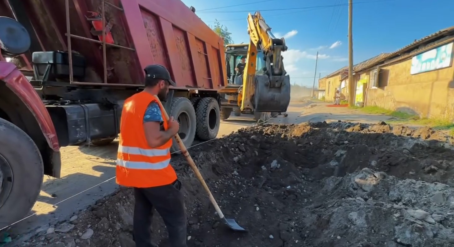 Գեղարքունիքի մարզում ճանապարհների հիմնանորոգման աշխատանքները շարունակվում են
