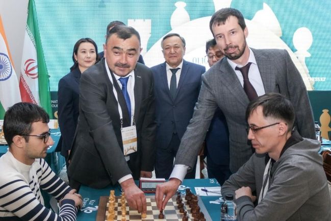 Արամ Հակոբյանը և Մանուէլ Պետրոսյանը առաջատարների շարքում են