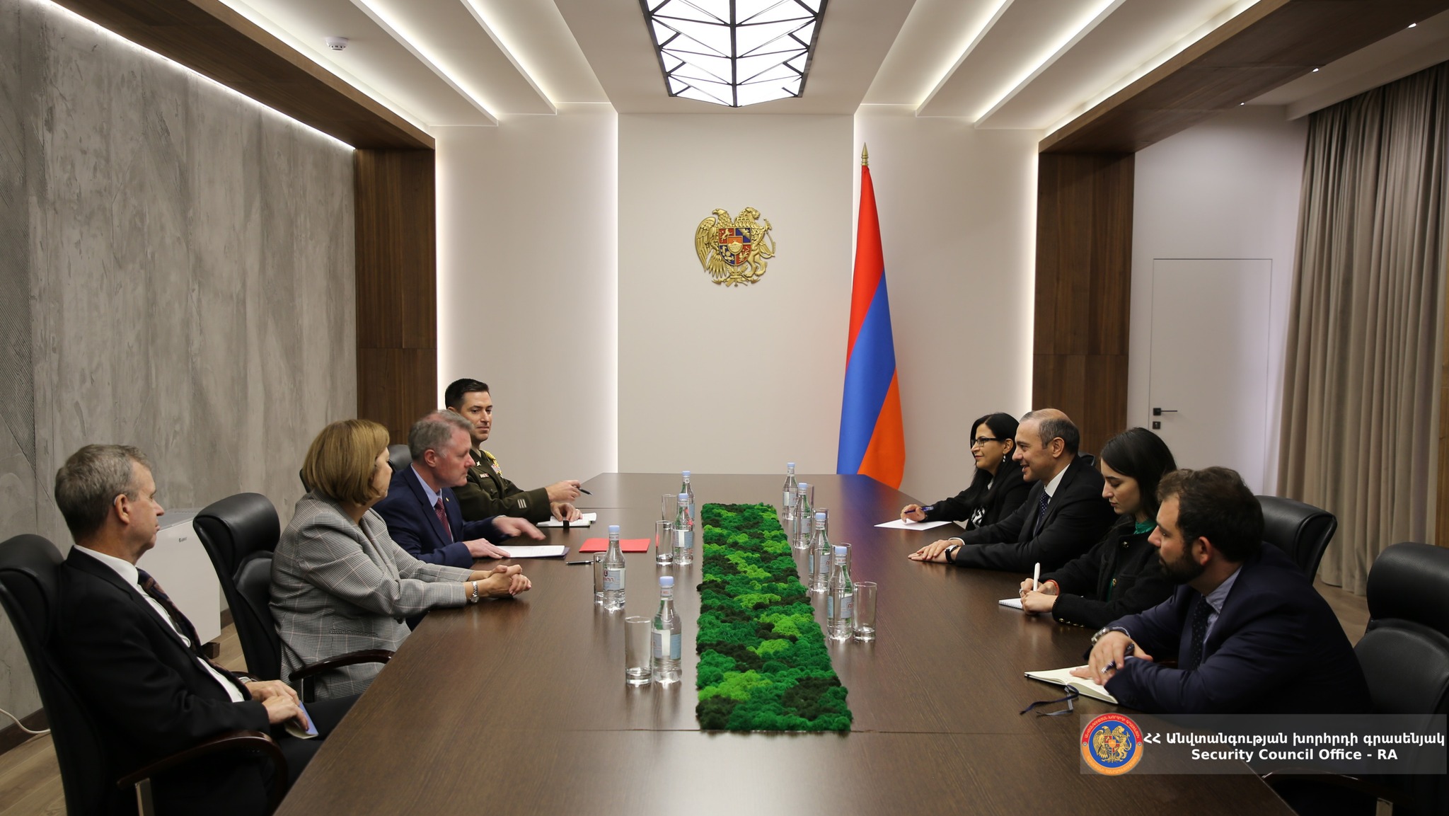 Արմեն Գրիգորյանն ընդունել է ԱՄՆ Պաշտպանության հետախուզական գործակալության Եվրոպայի և Եվրասիայի տարածաշրջանային կենտրոնի տնօրենին