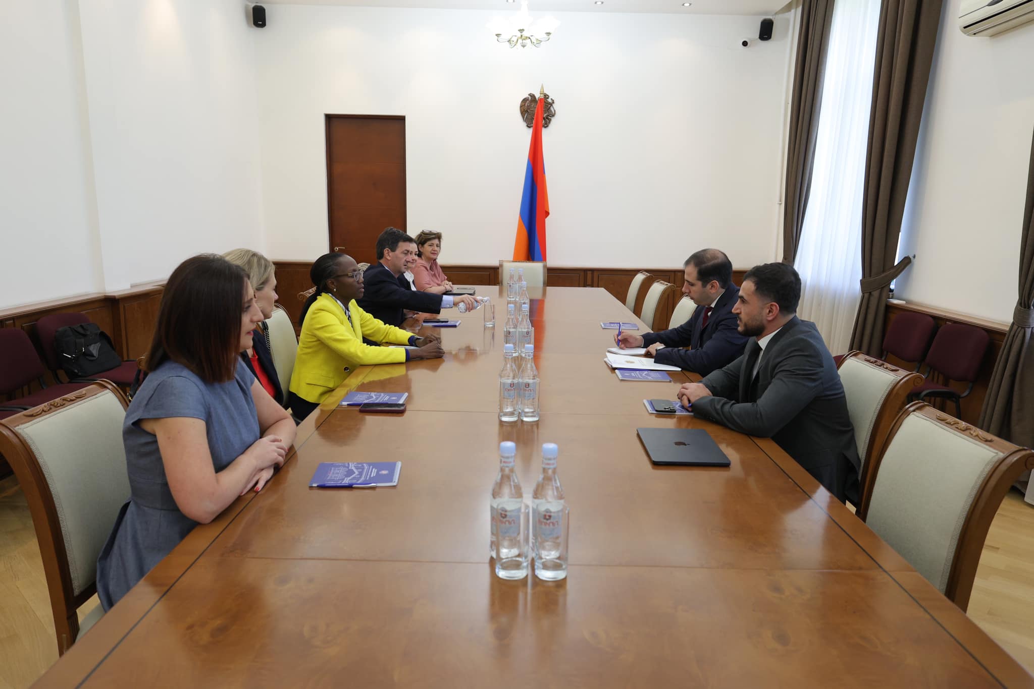 Ֆինանսների նախարարի տեղակալն ընդունել է Համաշխարհային բանկի Հարավային Կովկասի տարածաշրջանային տնօրենին