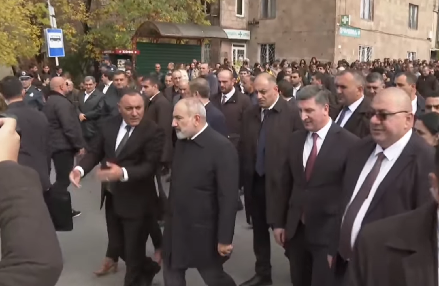 Ընթացքի մեջ են Նոր Կյանք գյուղից մինչև Մեծ Մանթաշ ընթացող ավտոճանապարհի 12,8 կմ հատվածի հիմնանորոգման աշխատանքները. վարչապետ