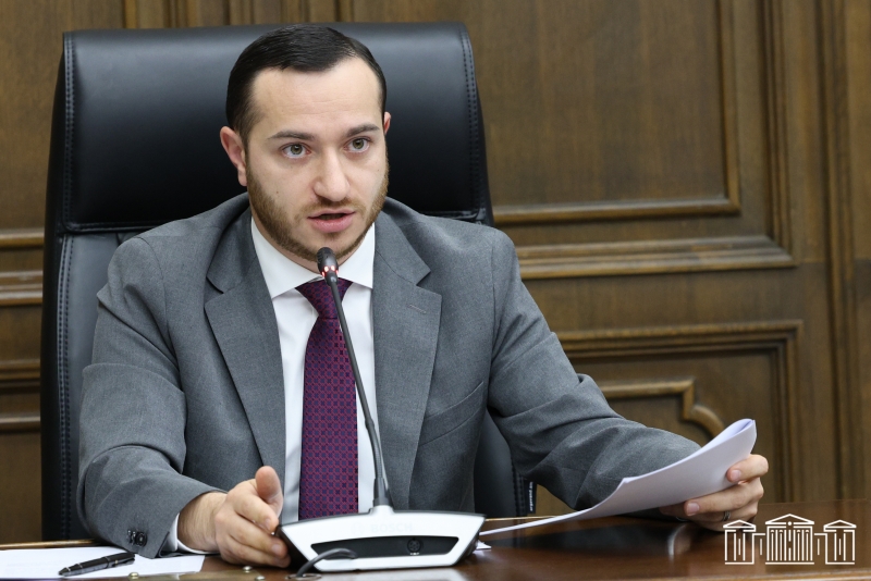 Քննարկվել են բարձր տեխնոլոգիական արդյունաբերության ոլորտի զարգացմանն ուղղված պետբյուջեի նախագծով նախատեսված հատկացումները