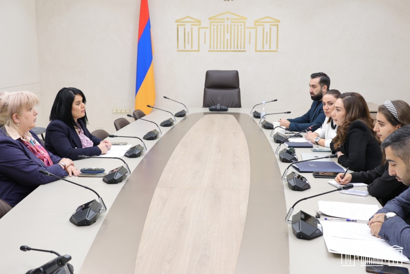 Աշխատանքային քննարկում «Կենդանիների նկատմամբ պատասխանատու վերաբերմունքի մասին» օրենքի նախագծի վերաբերյալ