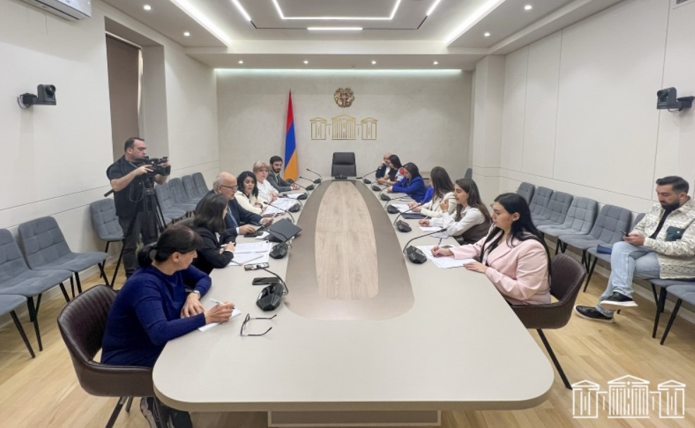 Աշխատանքային քննարկում «Կենդանիների նկատմամբ պատասխանատու վերաբերմունքի մասին» օրենքի նախագծի առնչությամբ