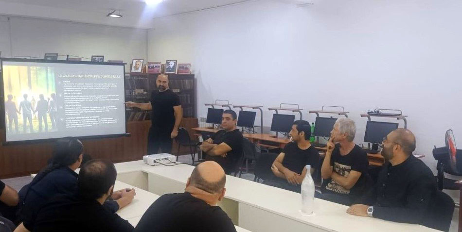 Հայաստանի մշակույթի գործիչների միությունը հավաստագրեր է շնորհել «Անձնային աճ՝ ինքնակատարելագործման ուղի» խորագրով դասընթացների մասնակից ազատազրկված անձանց