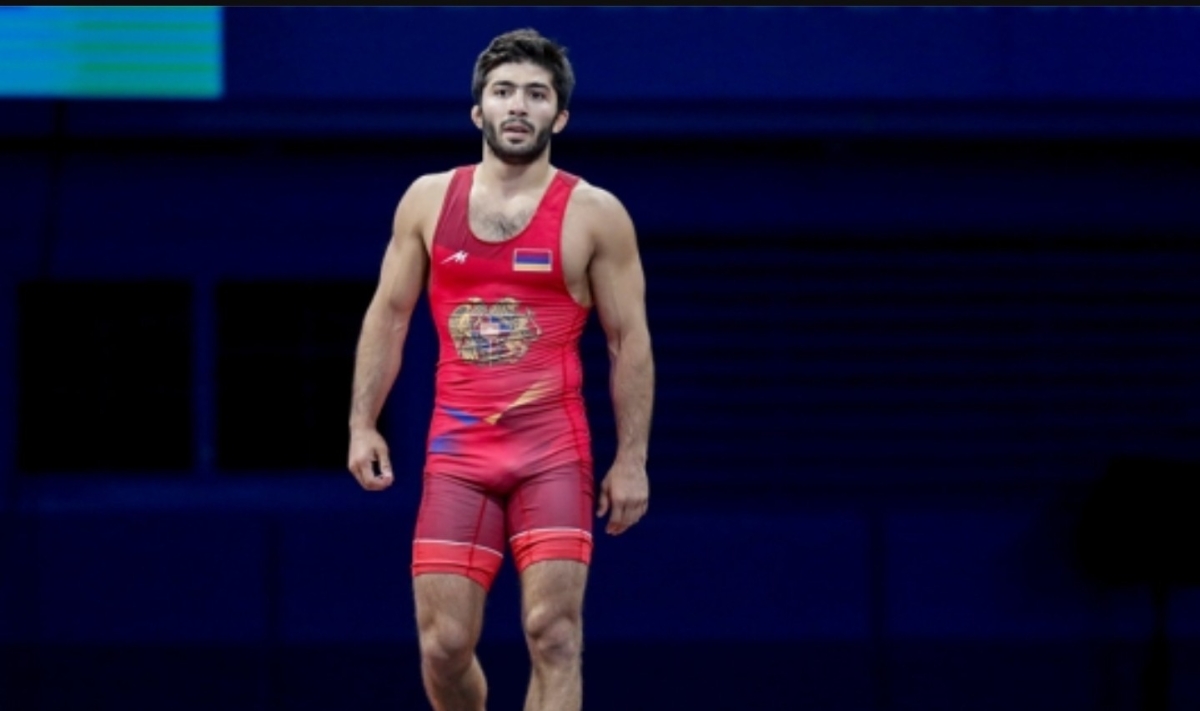 3 հայ ըմբիշ կպայքարի բրոնզե մեդալի համար