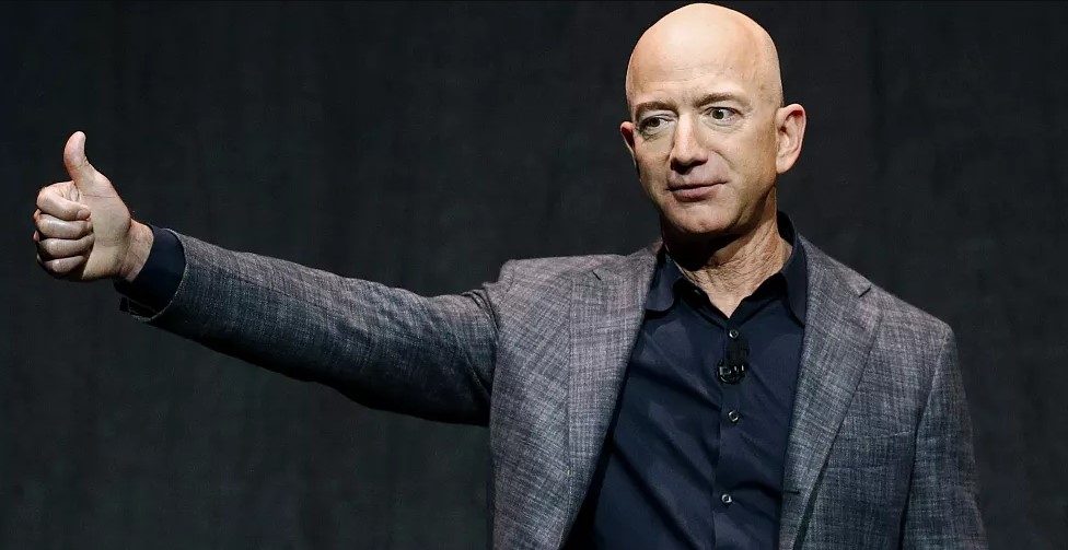 Amazon-ի հիմնադիրը շնորհավորել է Թրամփին «կարկառուն քաղաքական վերադարձի» կապակցությամբ