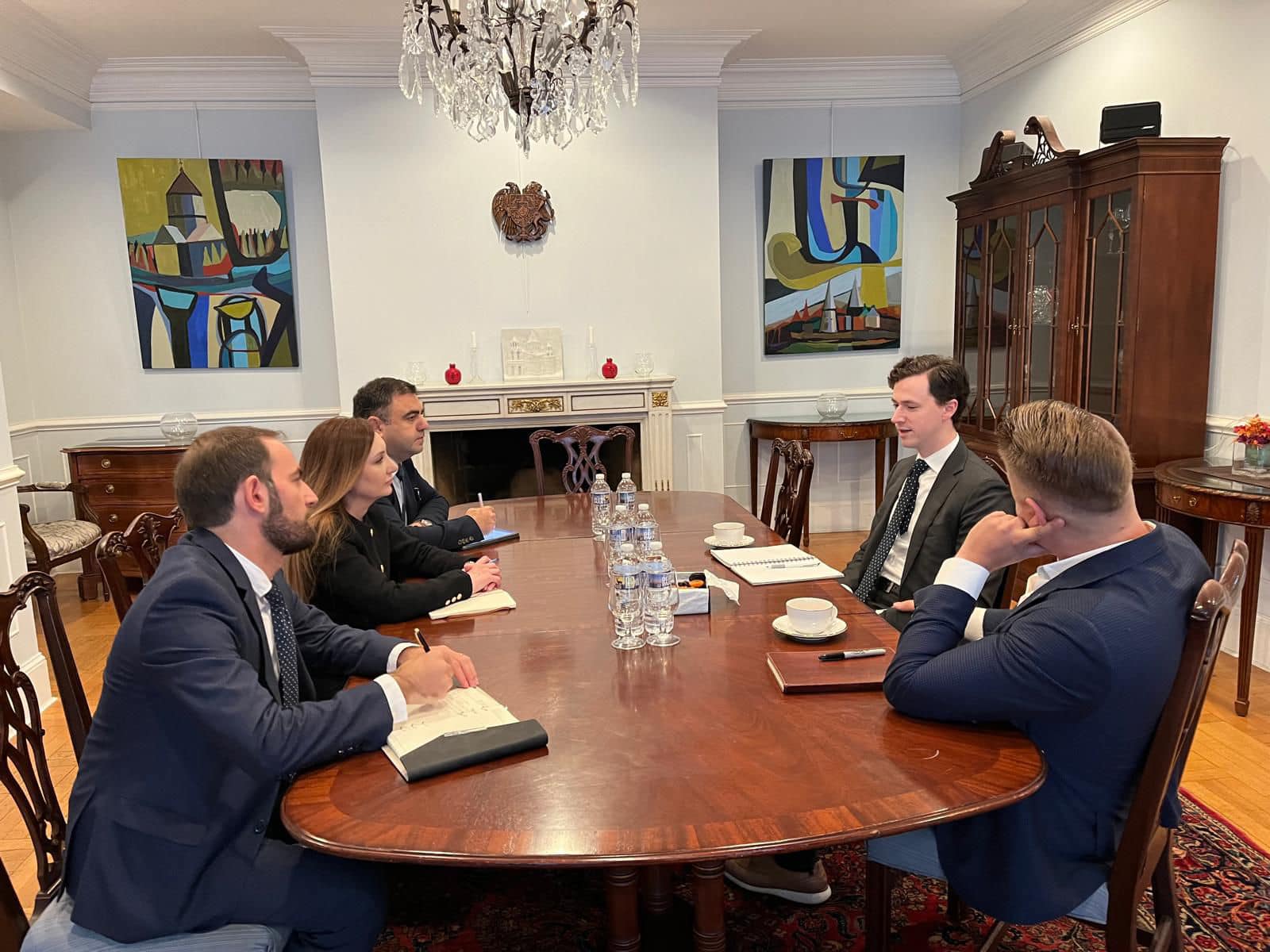 Քննարկվել են հայ-ամերիկյան հարաբերությունները