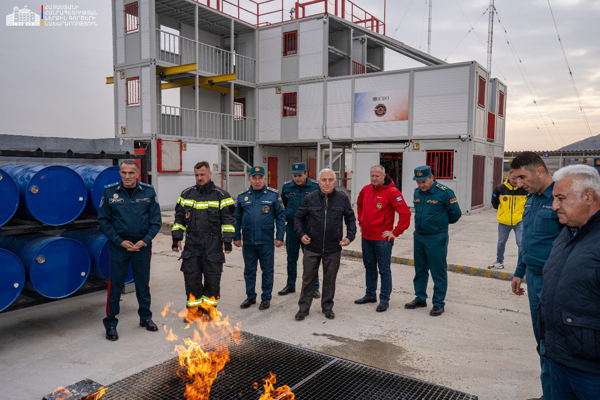 Փրկարար ծառայության տնօրենն այցելել է Ռուս-հայկական մարդասիրական արձագանքման կենտրոն