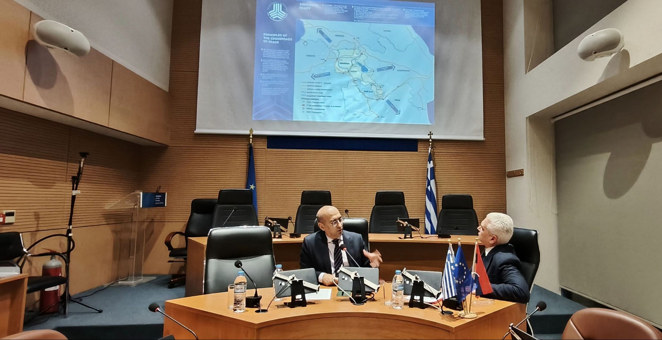 Հունաստանում ՀՀ դեսպանը հանդես է եկել դասախոսությամբ՝ «Հայաստանի անվտանգային միջավայրն այսօր» թեմայով