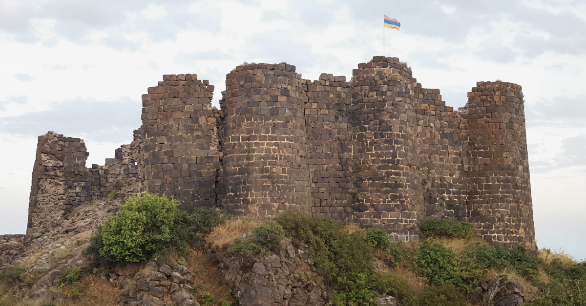 Ադրբեջանական կեղծիքն Ամբերդի վերաբերյալ