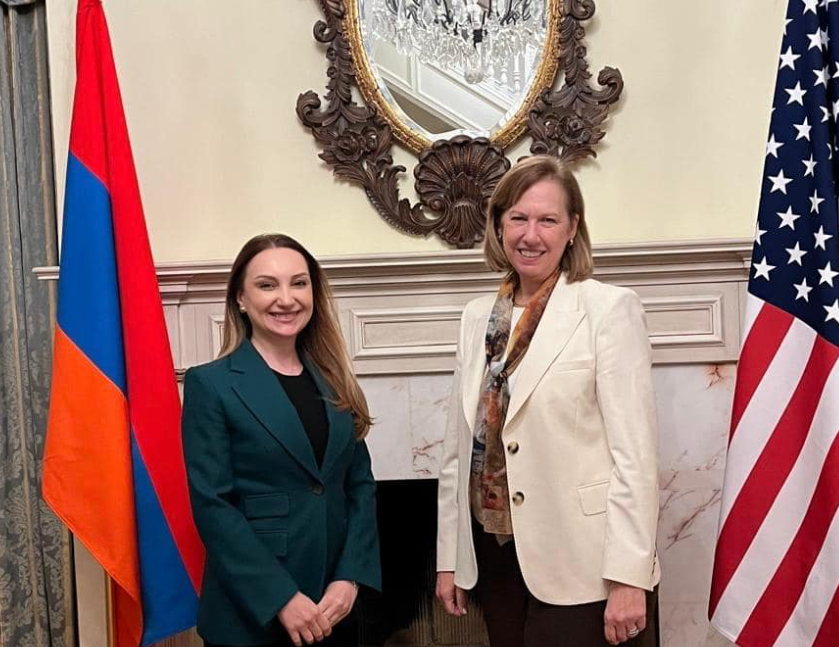 Դեսպան Լիլիթ Մակունցը հանդիպել է ՀՀ-ում ԱՄՆ դեսպան Քրիստինա Քվինին