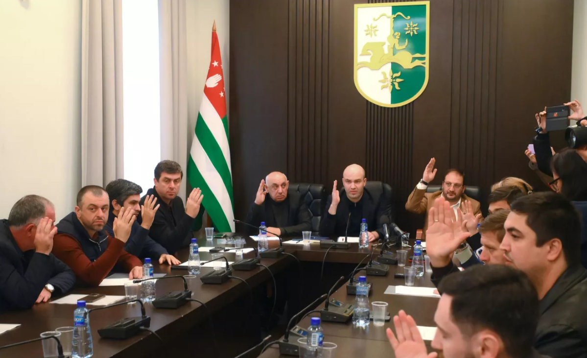 Աբխազիայի խորհրդարանն ընդունել է նախագահի հրաժարականը