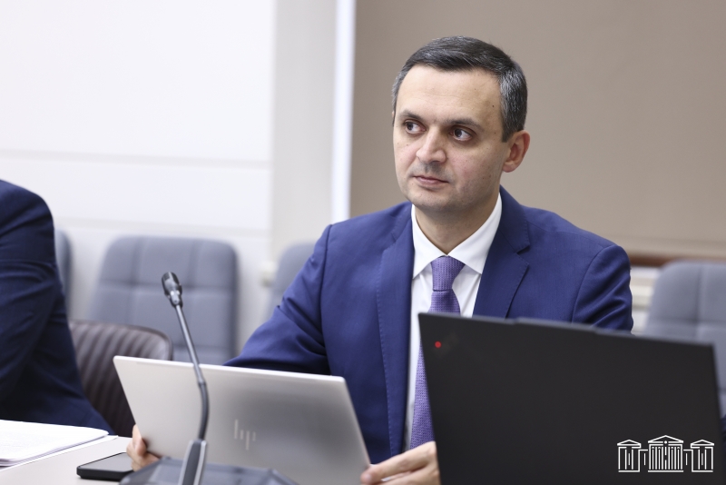 Մի շարք մասնագիտական աշխատանքների և ծառայությունների հարկումը կտեղափոխվի հարկման ընդհանուր համակարգ. առաջարկը քննարկվել է առաջին ընթերցմամբ