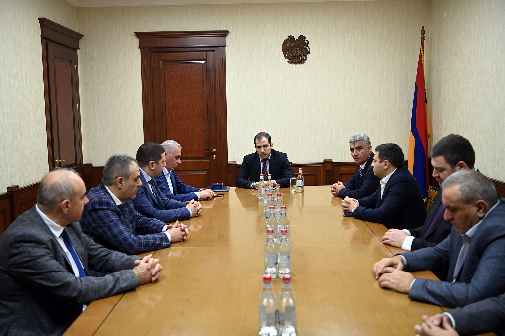 ՊԵԿ նախագահը կոմիտեի անձնակազմին է ներկայացրել ՊԵԿ նախագահի նորանշանակ առաջին տեղակալ Վրեժ Մխիթարյանին