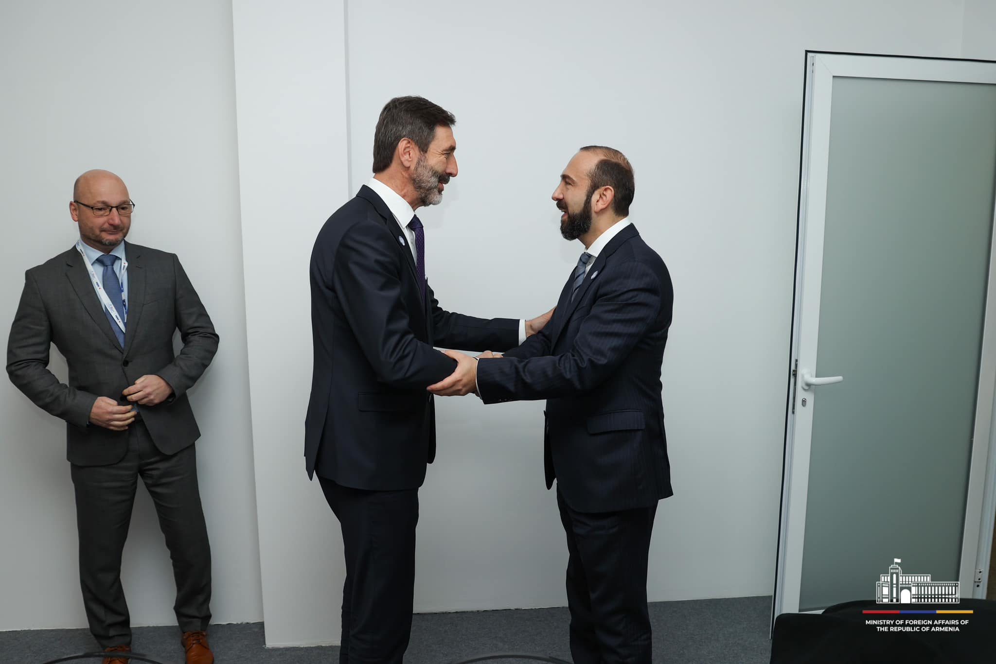 Հայաստանի և Սլովակիայի ԱԳ նախարարները քննարկել են տարածաշրջանային հարցեր