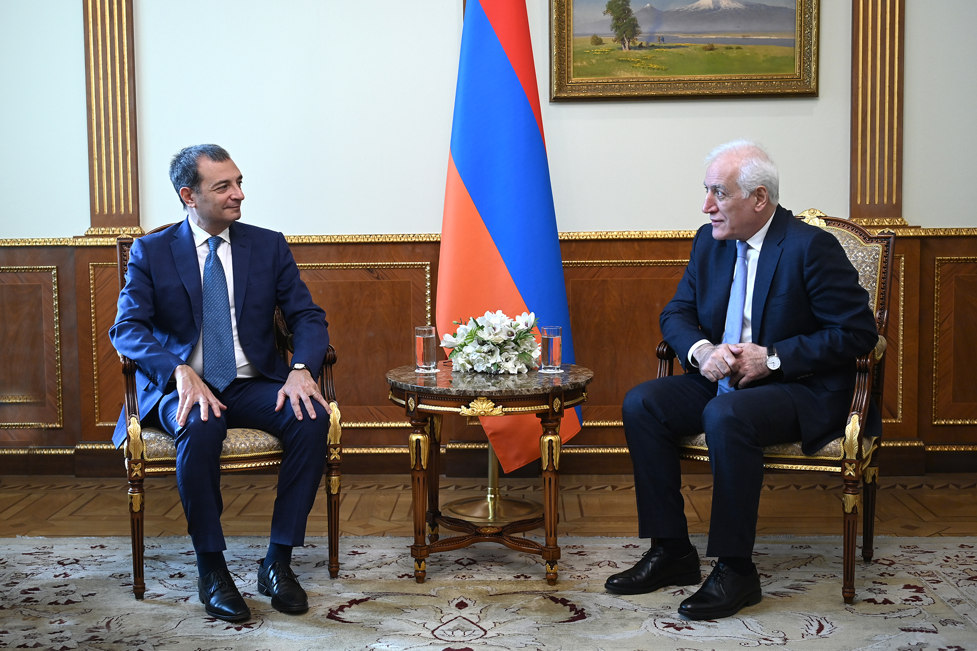 Նախագահ Վահագն Խաչատուրյանն ընդունել է Հայաստանում Իտալիայի դեսպան Ալֆոնսո Դի Րիզոյին