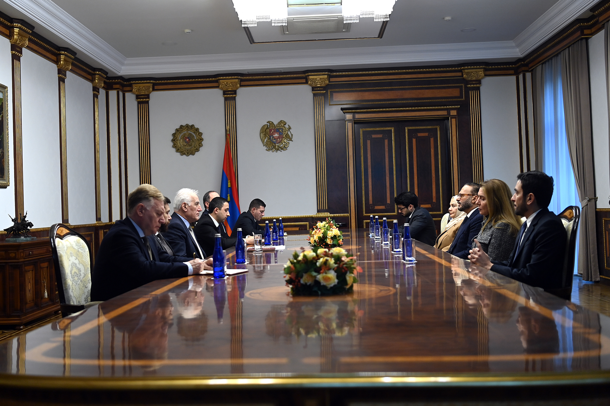 Վահագն Խաչատուրյանն ընդունել է ԱՄԷ նախագահի խորհրդական Անվար Գարգաշի գլխավորած պատվիրակությանը