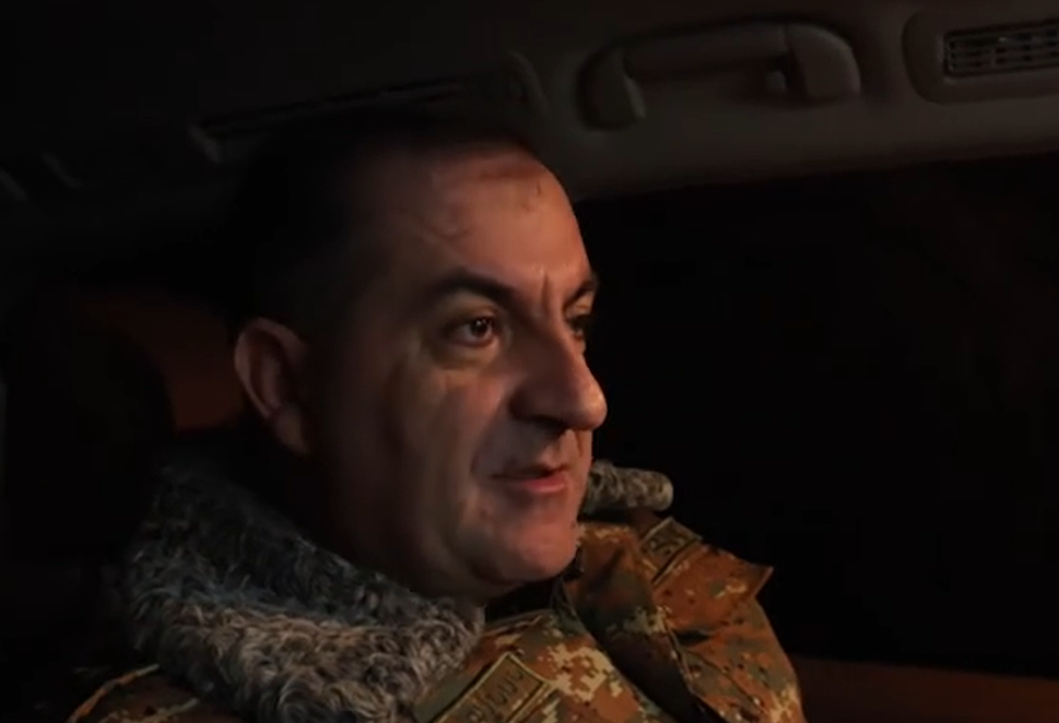 Մեկ օր՝ ԶՈՒ ԳՇ պետ, գեներալ-լեյտենանտ Էդվարդ Ասրյանի հետ․ ՊՆ
